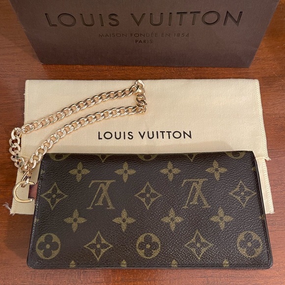 Louis Vuitton Portefeuille
Accordion Long Wallet Monogram - Picture 4 of 15